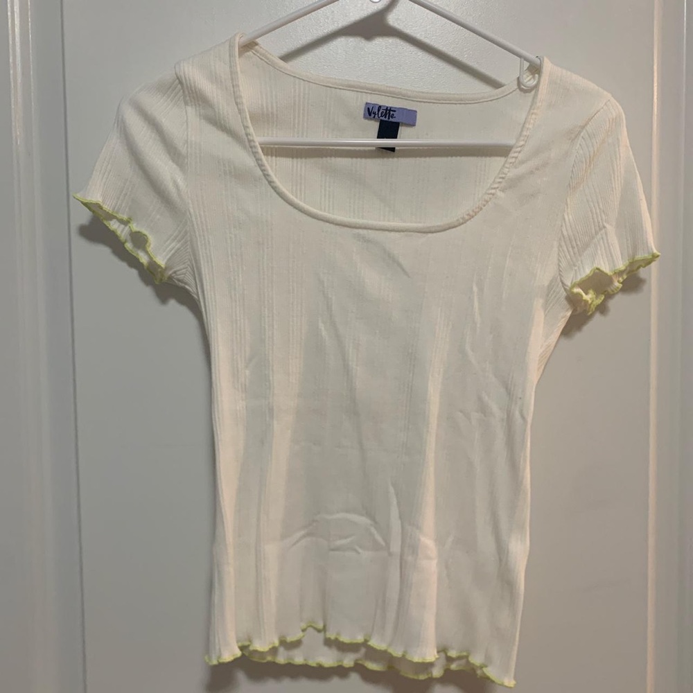 Lettuce edge top